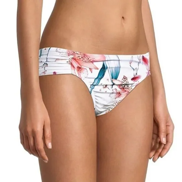 La Blanca Two Piece Bikini - Picture 4 of 14